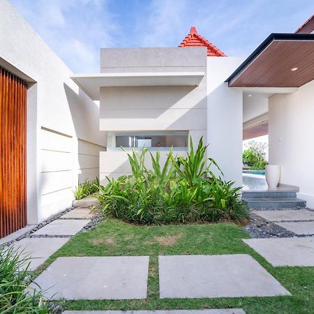 Fenosa Seminyak Villas By Nagisa Bali Exterior photo