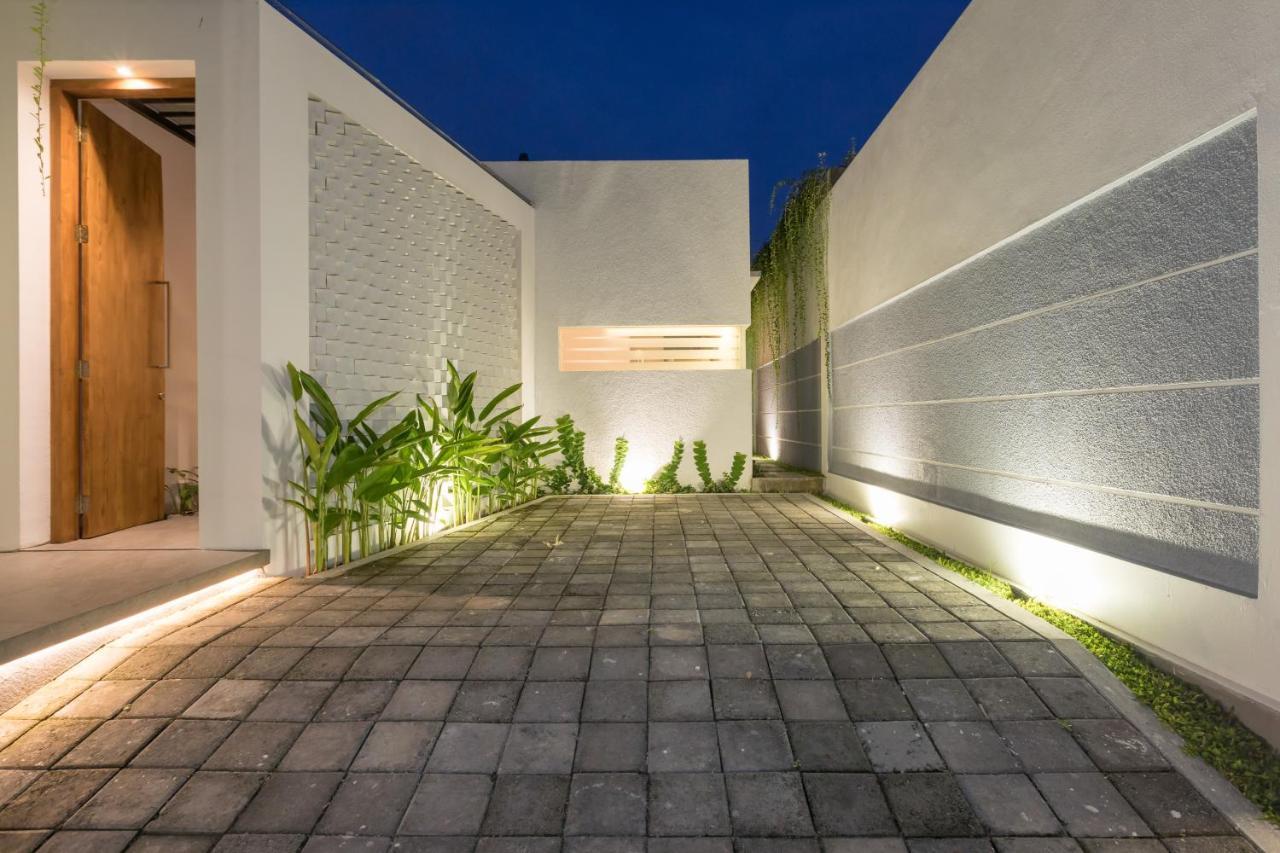 Fenosa Seminyak Villas By Nagisa Bali Exterior photo